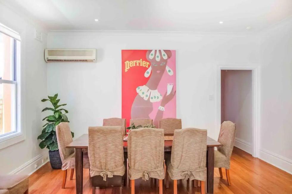 Holiday home Magnificent Orange Beach House On Bondi Beach! Sydney