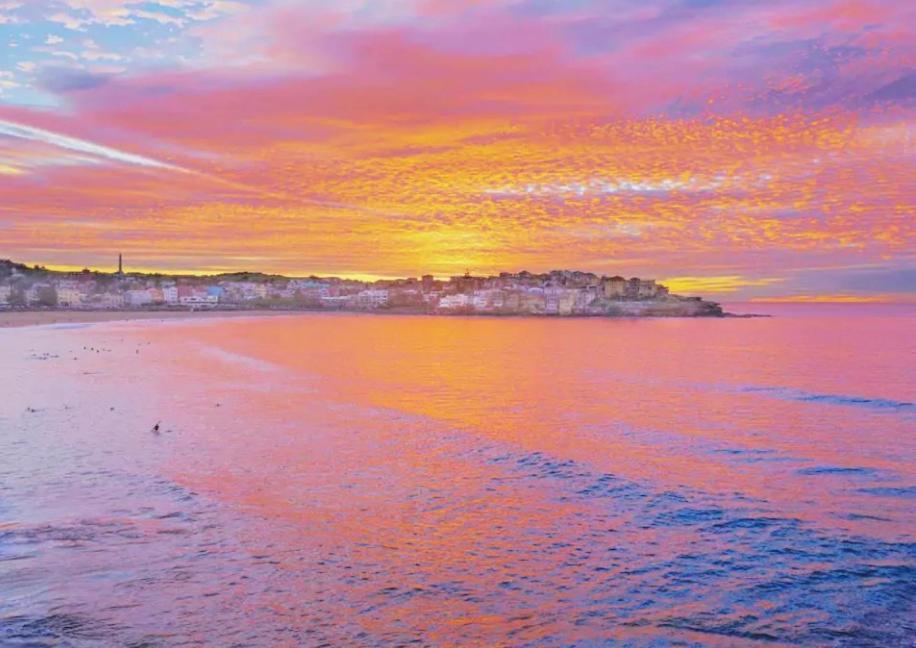 Holiday home Magnificent Orange Beach House On Bondi Beach!