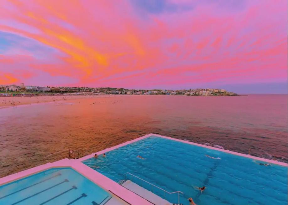 Magnificent Orange Beach House On Bondi Beach!