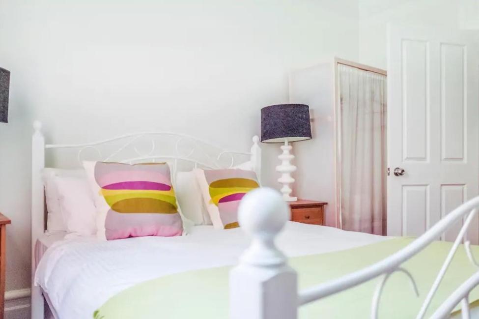 Holiday home Magnificent Orange Beach House On Bondi Beach! Sydney